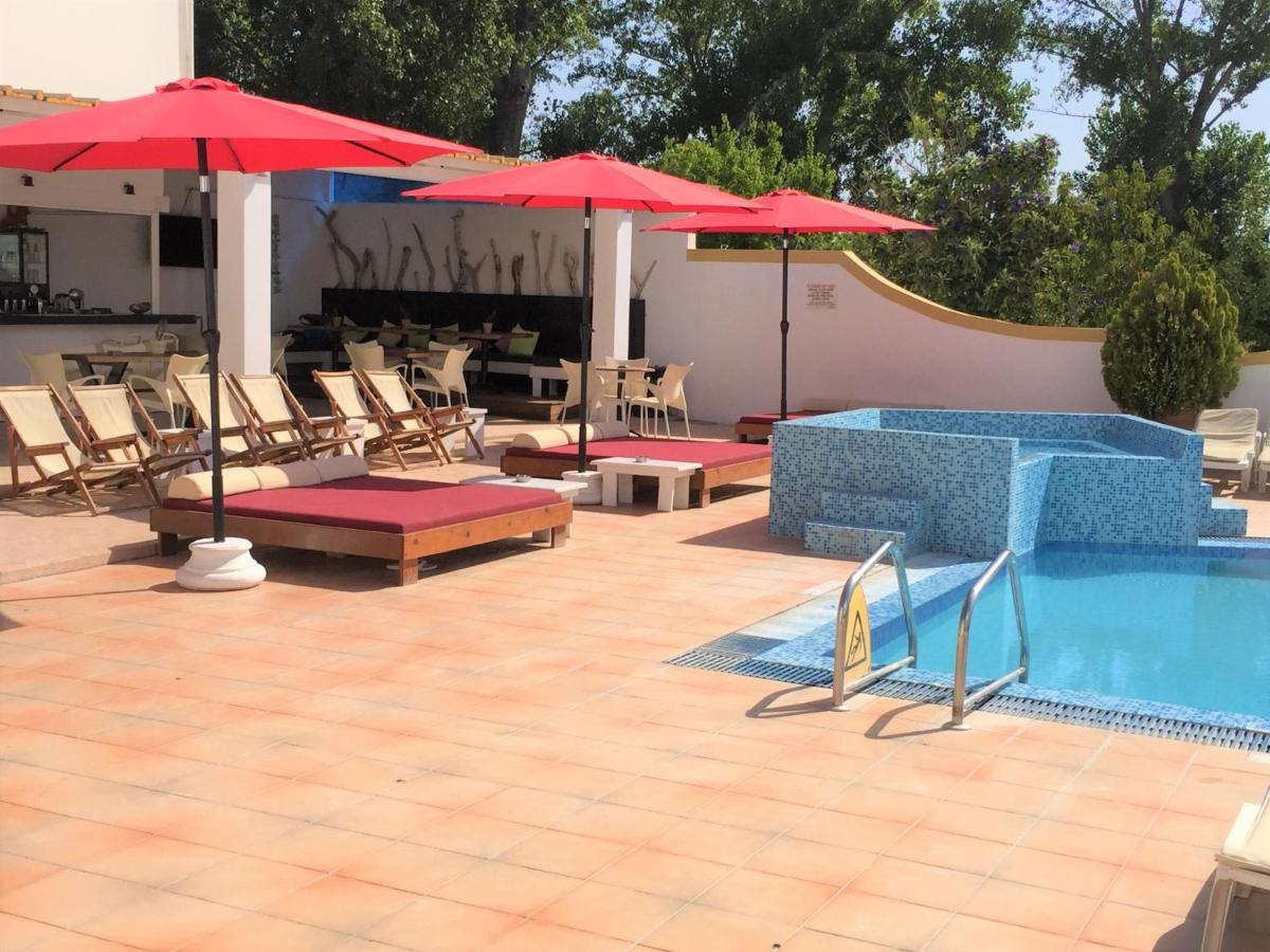 Oasis Beach Club 卡沃斯 外观 照片