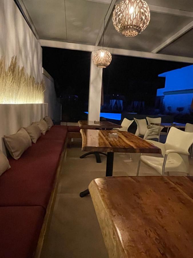 Oasis Beach Club 卡沃斯 外观 照片
